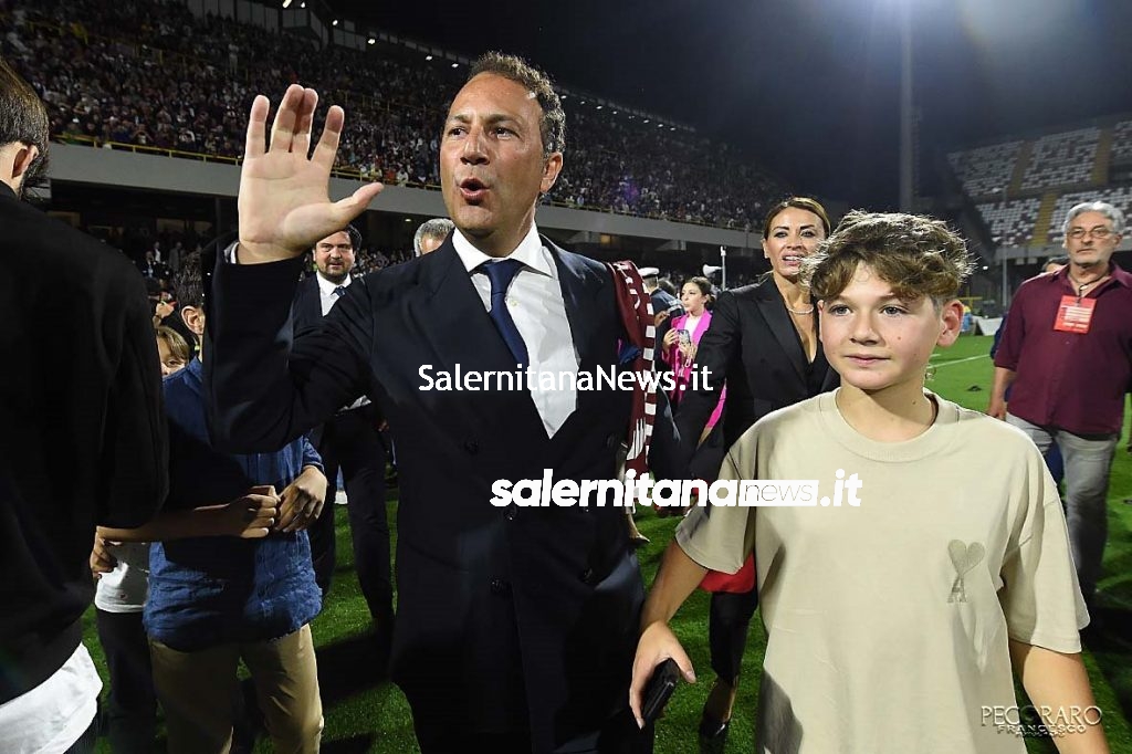 Salernitana Udinese festa finale iervolino figlio